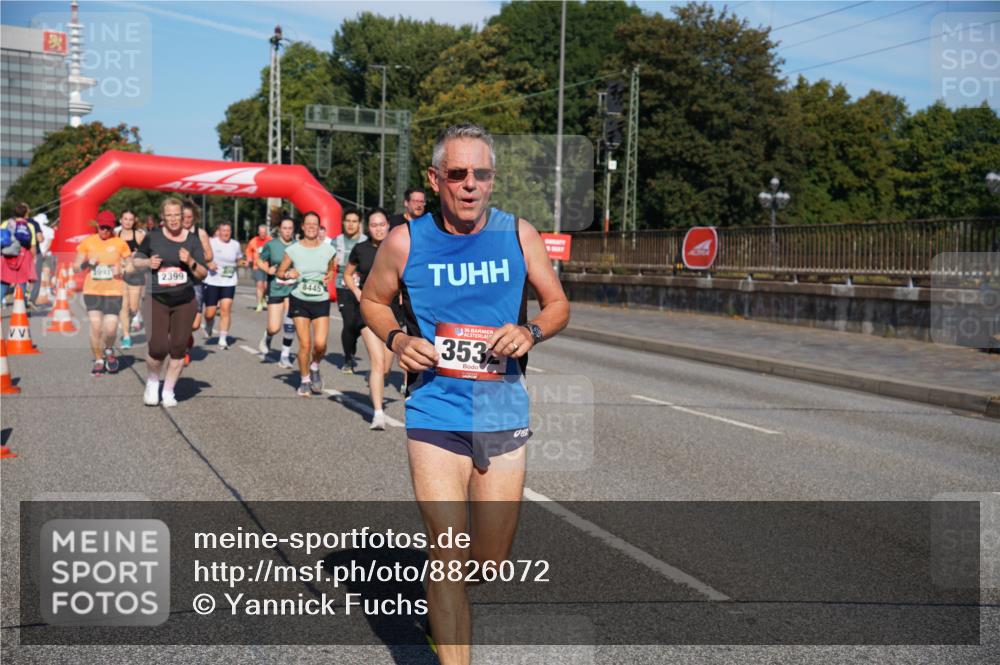 07.09.2025 - BARMER Alsterlauf Yannick Fuchs http://msf.ph/oto/8826072 07.09.2025 10:02:02 Laufen 3991, 2399, 8445, 353 meine-sportfotos.de
