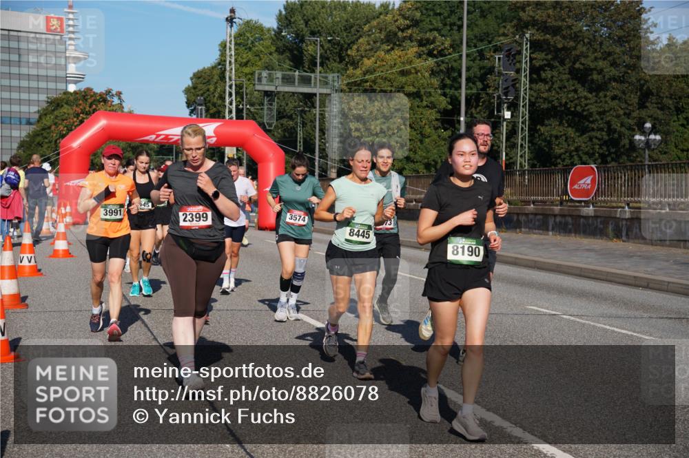 07.09.2025 - BARMER Alsterlauf Yannick Fuchs http://msf.ph/oto/8826078 07.09.2025 10:02:04 Laufen 3991, 945, 2399, 3574, 73, 8445, 8190 meine-sportfotos.de