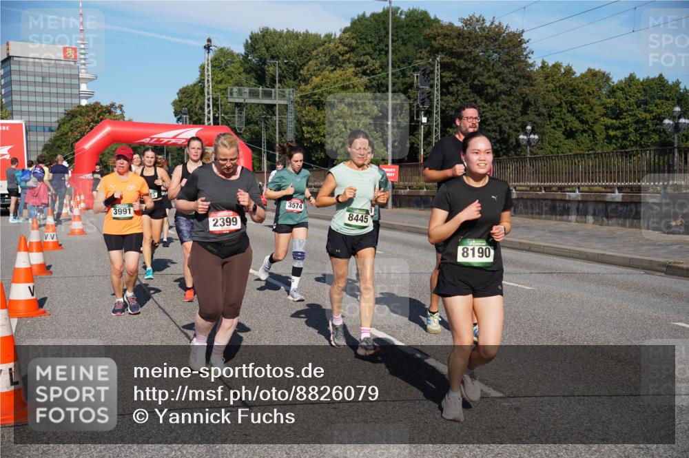07.09.2025 - BARMER Alsterlauf Yannick Fuchs http://msf.ph/oto/8826079 07.09.2025 10:02:05 Laufen 11, 3991, 5, 2399, 3574, 8445, 8190 meine-sportfotos.de