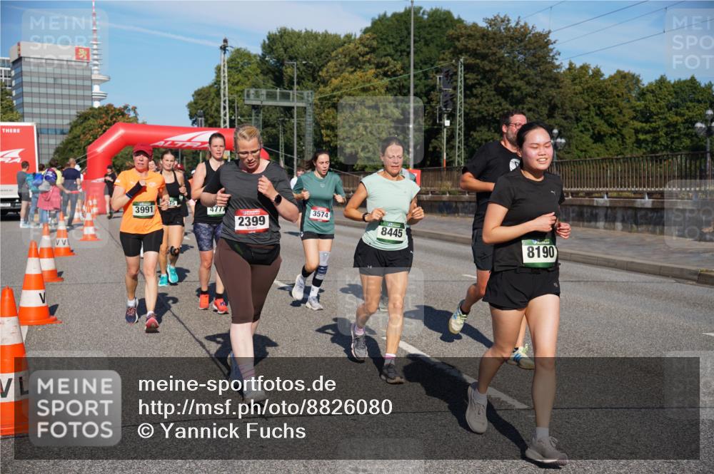07.09.2025 - BARMER Alsterlauf Yannick Fuchs http://msf.ph/oto/8826080 07.09.2025 10:02:05 Laufen 3991, 75, 4777, 3574, 2399, 8445, 8190 meine-sportfotos.de