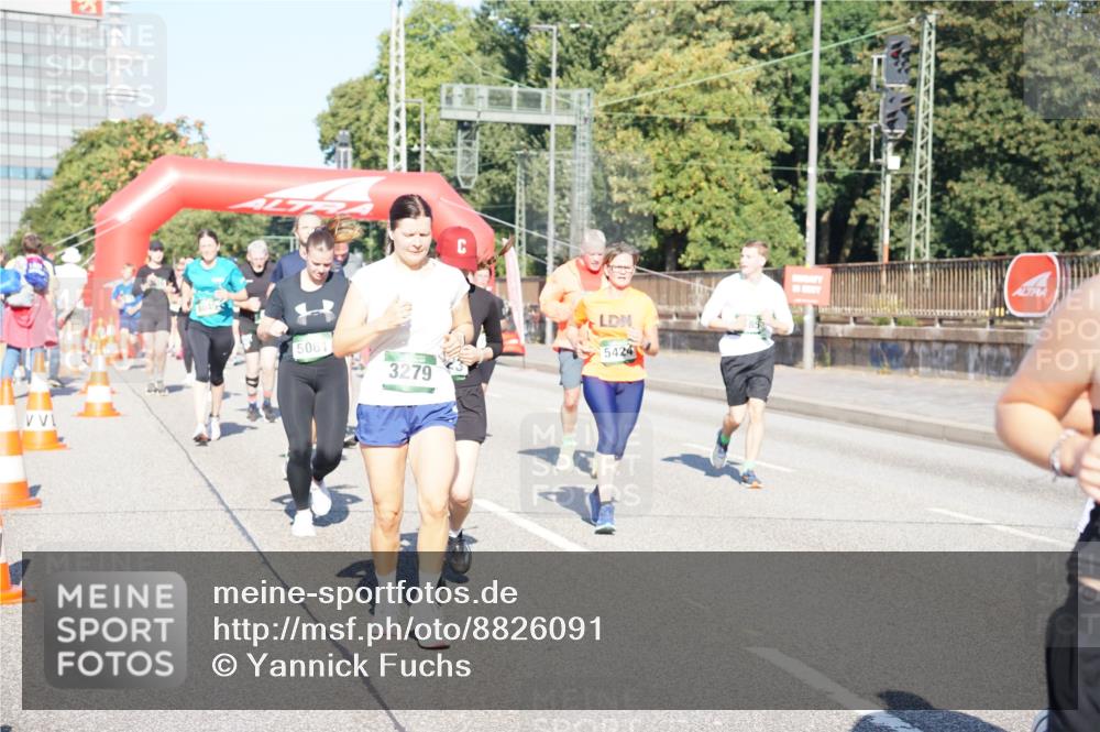 07.09.2025 - BARMER Alsterlauf Yannick Fuchs http://msf.ph/oto/8826091 07.09.2025 10:02:08 Laufen 5061, 5424, 3279 meine-sportfotos.de