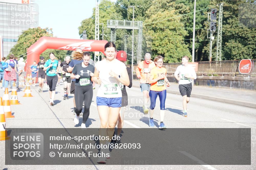 07.09.2025 - BARMER Alsterlauf Yannick Fuchs http://msf.ph/oto/8826093 07.09.2025 10:02:08 Laufen 5061, 5424, 3279 meine-sportfotos.de