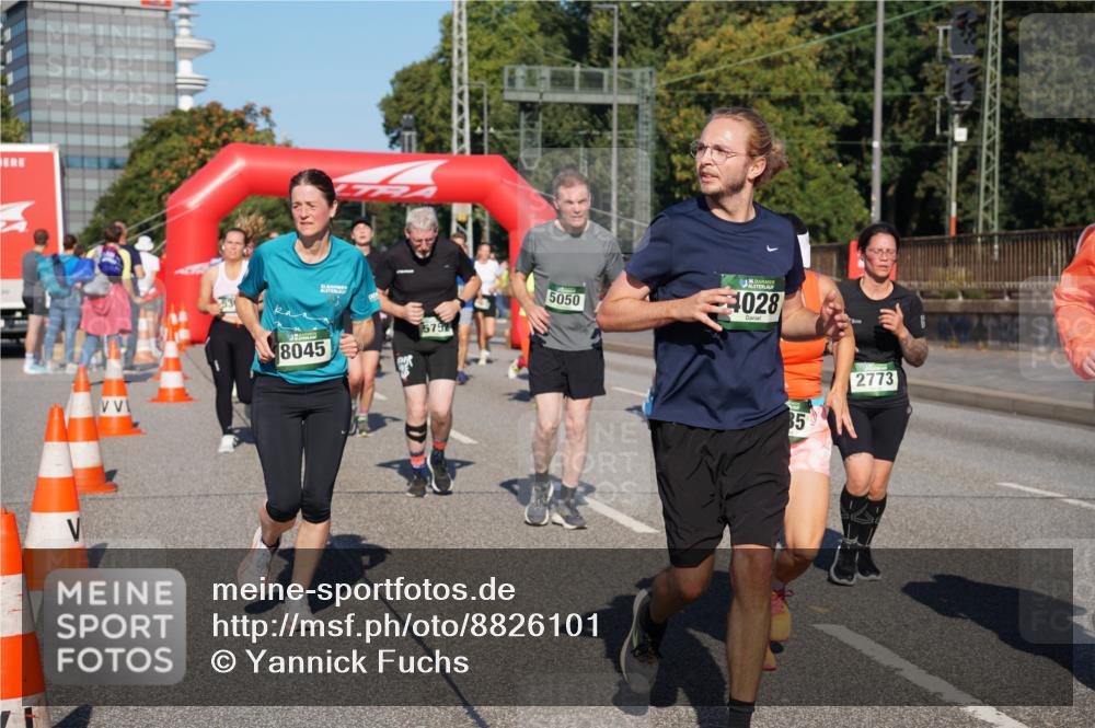 07.09.2025 - BARMER Alsterlauf Yannick Fuchs http://msf.ph/oto/8826101 07.09.2025 10:02:11 Laufen 8045, 32, 5752, 5050, 16, 4028, 85, 2773 meine-sportfotos.de