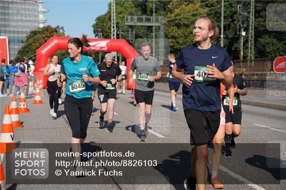07.09.2025 - BARMER Alsterlauf Yannick Fuchs http://msf.ph/oto/8826103 07.09.2025 10:02:12 Laufen 8045, 5752, 5050, 40, 23 meine-sportfotos.de