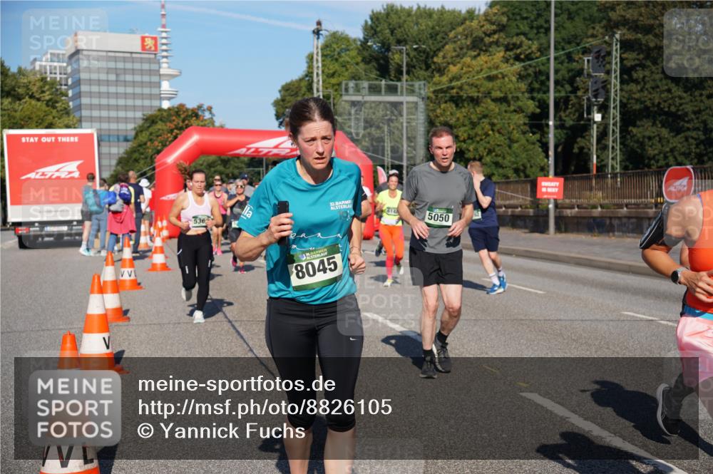 07.09.2025 - BARMER Alsterlauf Yannick Fuchs http://msf.ph/oto/8826105 07.09.2025 10:02:13 Laufen 536, 32, 8045, 614, 5050 meine-sportfotos.de