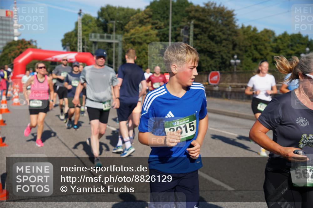 07.09.2025 - BARMER Alsterlauf Yannick Fuchs http://msf.ph/oto/8826129 07.09.2025 10:02:19 Laufen 36, 2915, 9, 562 meine-sportfotos.de