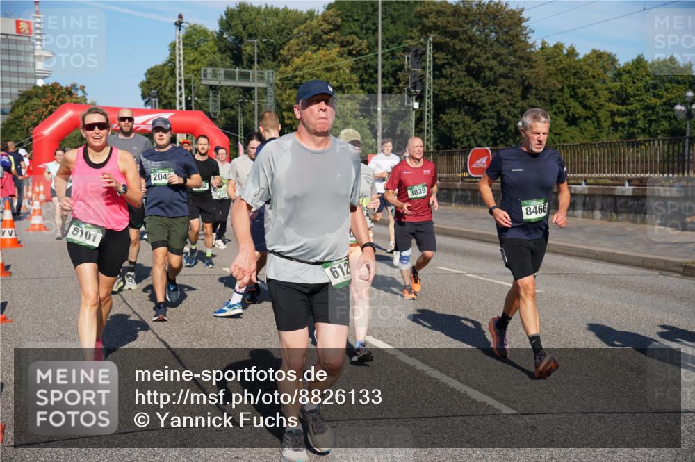 07.09.2025 - BARMER Alsterlauf Yannick Fuchs http://msf.ph/oto/8826133 07.09.2025 10:02:20 Laufen 6101, 2042, 32, 612, 3839, 8466 meine-sportfotos.de