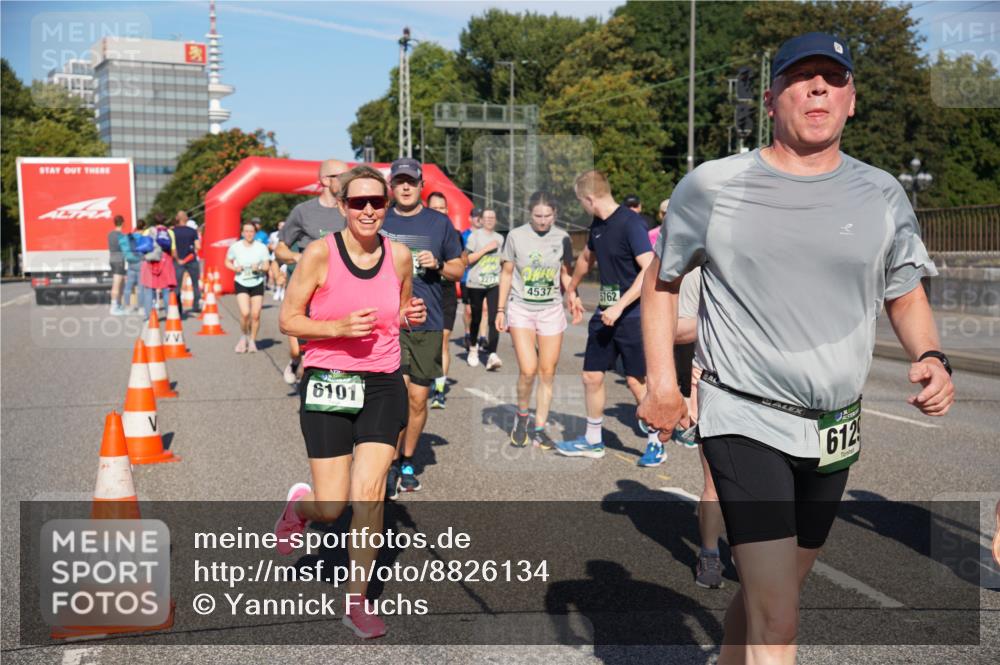 07.09.2025 - BARMER Alsterlauf Yannick Fuchs http://msf.ph/oto/8826134 07.09.2025 10:02:21 Laufen 6101, 2277, 45375, 5762, 612 meine-sportfotos.de