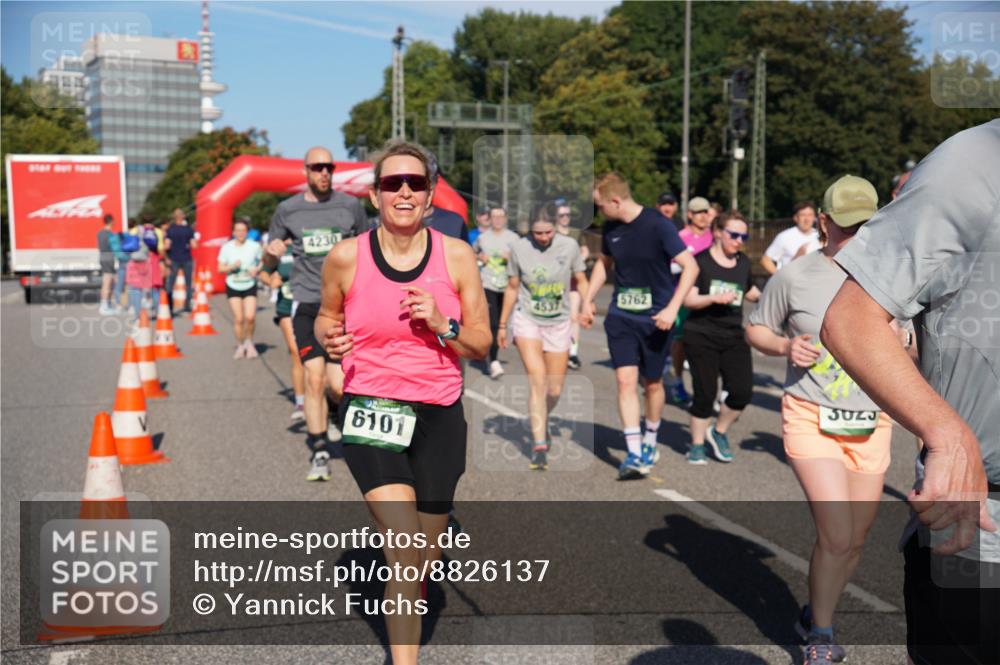 07.09.2025 - BARMER Alsterlauf Yannick Fuchs http://msf.ph/oto/8826137 07.09.2025 10:02:21 Laufen 4230, 6101, 5762 meine-sportfotos.de