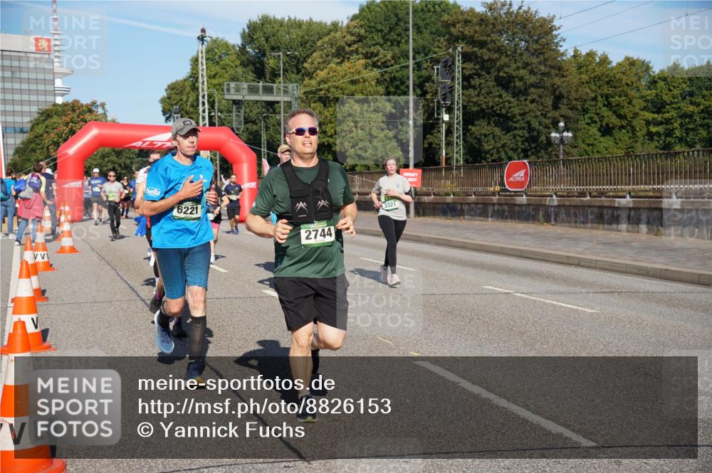 07.09.2025 - BARMER Alsterlauf Yannick Fuchs http://msf.ph/oto/8826153 07.09.2025 10:02:28 Laufen 6221, 2744, 3321 meine-sportfotos.de