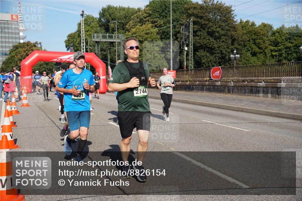07.09.2025 - BARMER Alsterlauf Yannick Fuchs http://msf.ph/oto/8826154 07.09.2025 10:02:28 Laufen 2744, 3321 meine-sportfotos.de