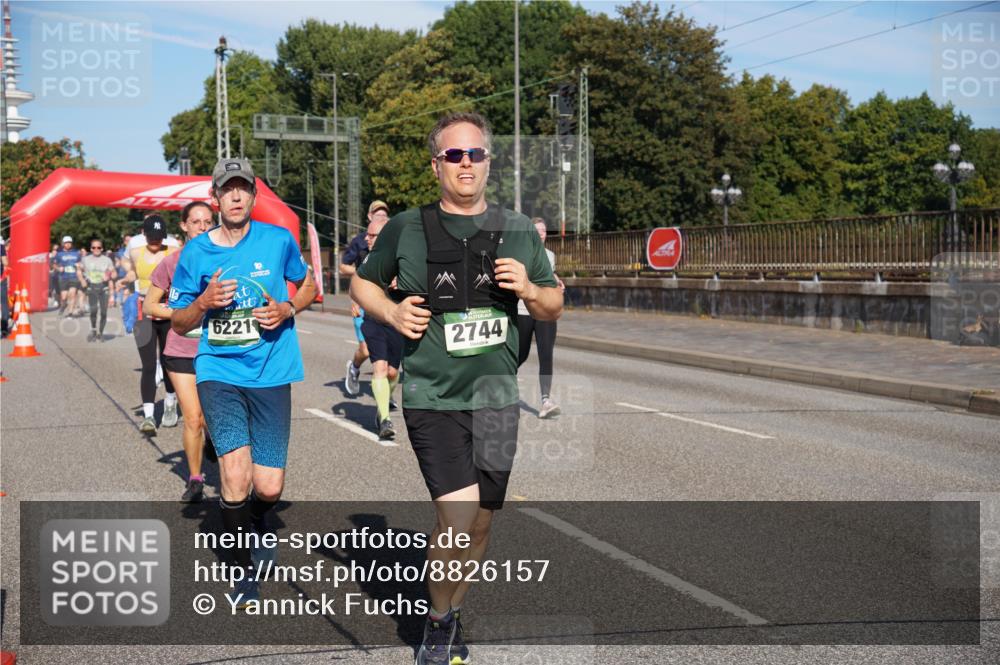 07.09.2025 - BARMER Alsterlauf Yannick Fuchs http://msf.ph/oto/8826157 07.09.2025 10:02:29 Laufen 6221, 10, 2744 meine-sportfotos.de