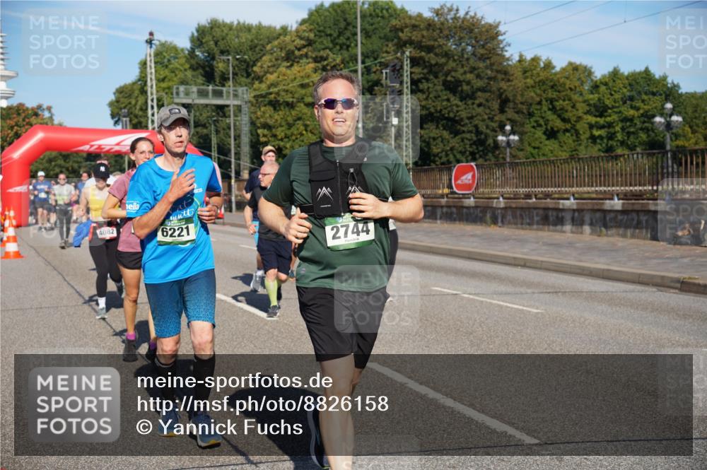 07.09.2025 - BARMER Alsterlauf Yannick Fuchs http://msf.ph/oto/8826158 07.09.2025 10:02:29 Laufen 4082, 6221, 2744 meine-sportfotos.de