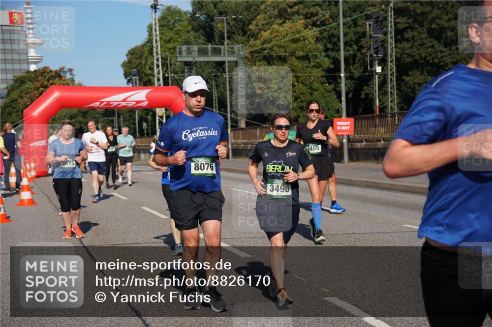 07.09.2025 - BARMER Alsterlauf Yannick Fuchs http://msf.ph/oto/8826170 07.09.2025 10:02:39 Laufen 75, 8076, 3490, 4455 meine-sportfotos.de
