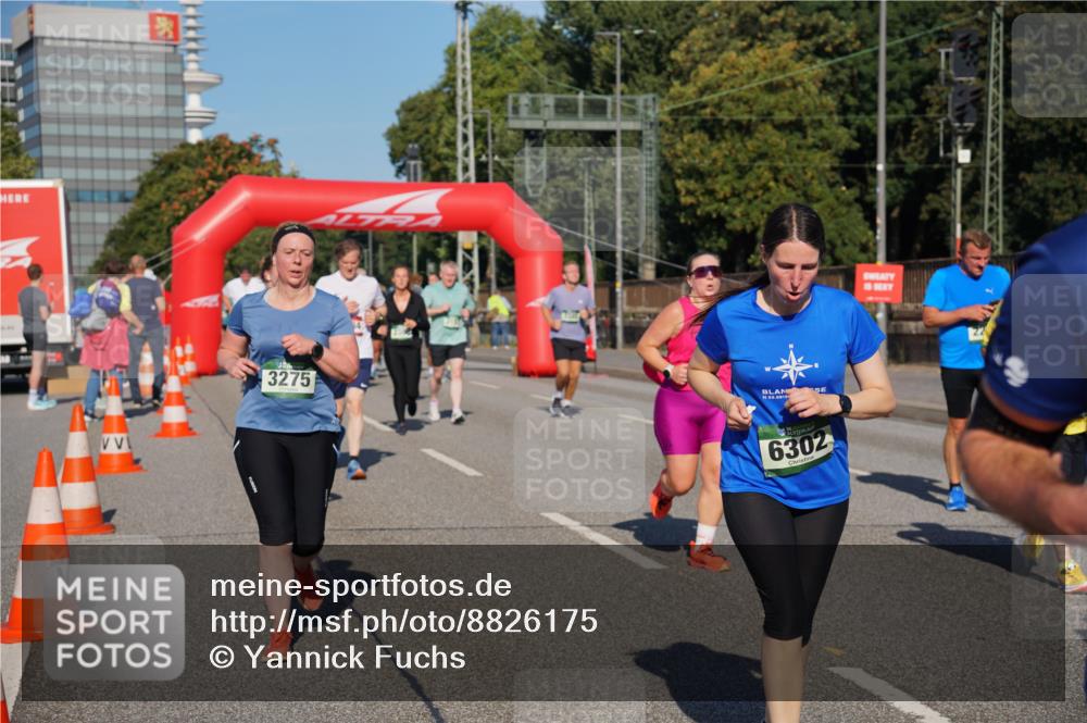 07.09.2025 - BARMER Alsterlauf Yannick Fuchs http://msf.ph/oto/8826175 07.09.2025 10:02:41 Laufen 3275, 6302 meine-sportfotos.de