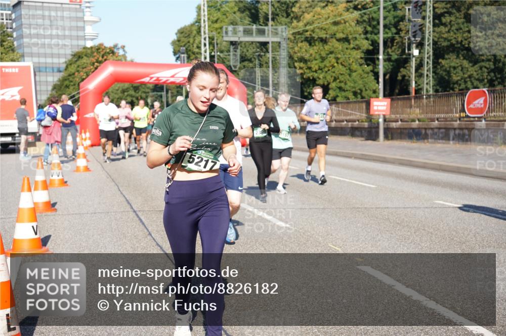 07.09.2025 - BARMER Alsterlauf Yannick Fuchs http://msf.ph/oto/8826182 07.09.2025 10:02:44 Laufen 5217, 2330 meine-sportfotos.de