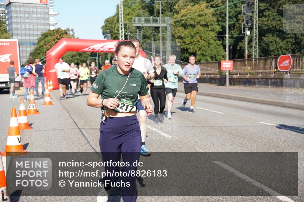07.09.2025 - BARMER Alsterlauf Yannick Fuchs http://msf.ph/oto/8826183 07.09.2025 10:02:44 Laufen 217, 3345, 3157, 2380 meine-sportfotos.de