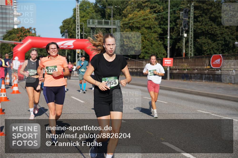 07.09.2025 - BARMER Alsterlauf Yannick Fuchs http://msf.ph/oto/8826204 07.09.2025 10:03:02 Laufen 3691, 2795, 55, 342 meine-sportfotos.de