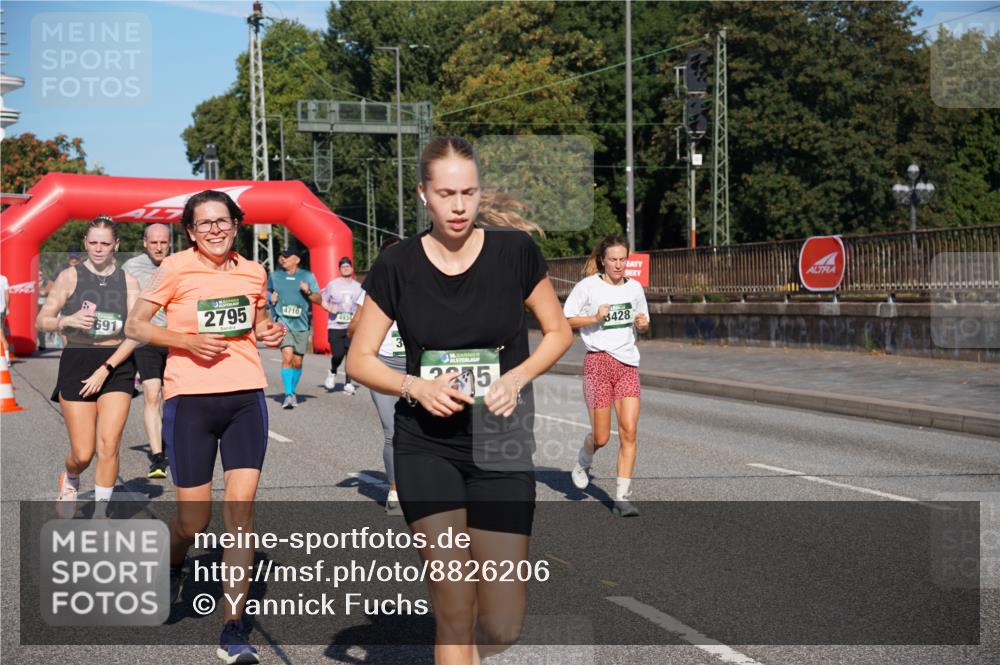 07.09.2025 - BARMER Alsterlauf Yannick Fuchs http://msf.ph/oto/8826206 07.09.2025 10:03:03 Laufen 691, 2795, 4710, 3, 3428 meine-sportfotos.de