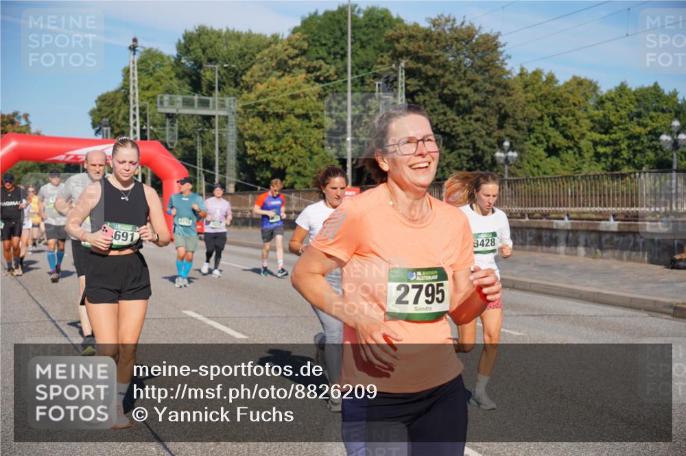 07.09.2025 - BARMER Alsterlauf Yannick Fuchs http://msf.ph/oto/8826209 07.09.2025 10:03:04 Laufen 691, 4716, 36, 2795, 3428 meine-sportfotos.de