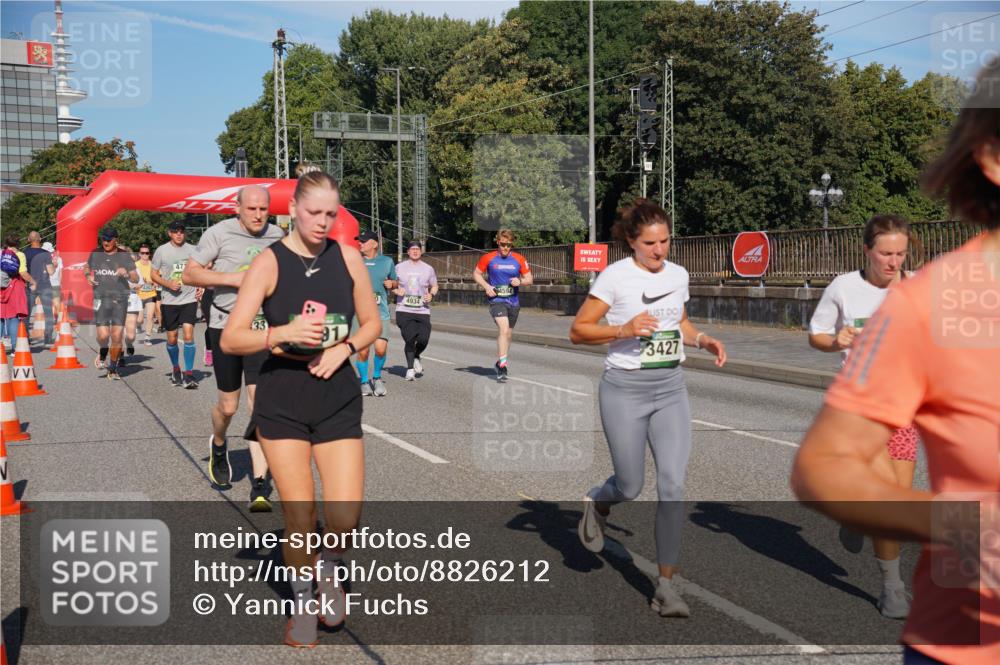 07.09.2025 - BARMER Alsterlauf Yannick Fuchs http://msf.ph/oto/8826212 07.09.2025 10:03:04 Laufen 4934, 3427 meine-sportfotos.de