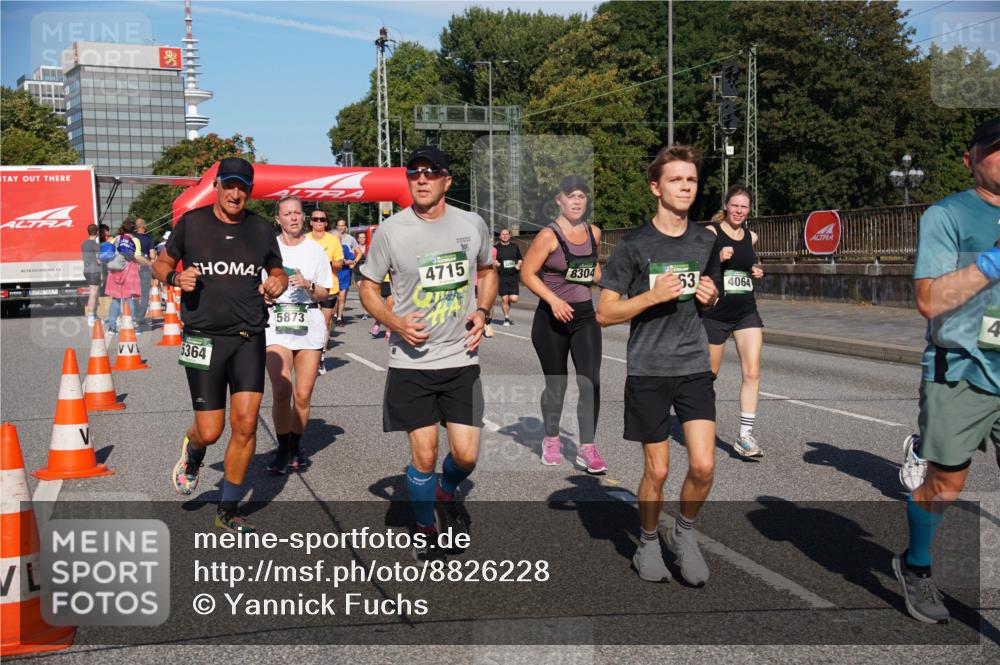 07.09.2025 - BARMER Alsterlauf Yannick Fuchs http://msf.ph/oto/8826228 07.09.2025 10:03:09 Laufen 5364, 5873, 4715, 10, 8304, 63, 4064, 4 meine-sportfotos.de