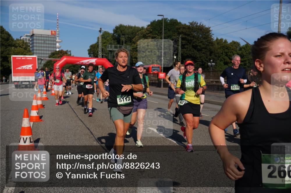 07.09.2025 - BARMER Alsterlauf Yannick Fuchs http://msf.ph/oto/8826243 07.09.2025 10:03:15 Laufen 2260, 5113, 627, 5510, 36, 266 meine-sportfotos.de