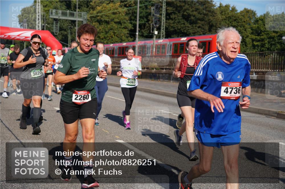 07.09.2025 - BARMER Alsterlauf Yannick Fuchs http://msf.ph/oto/8826251 07.09.2025 10:03:18 Laufen 2110, 3820, 2260, 6063, 36, 4736 meine-sportfotos.de
