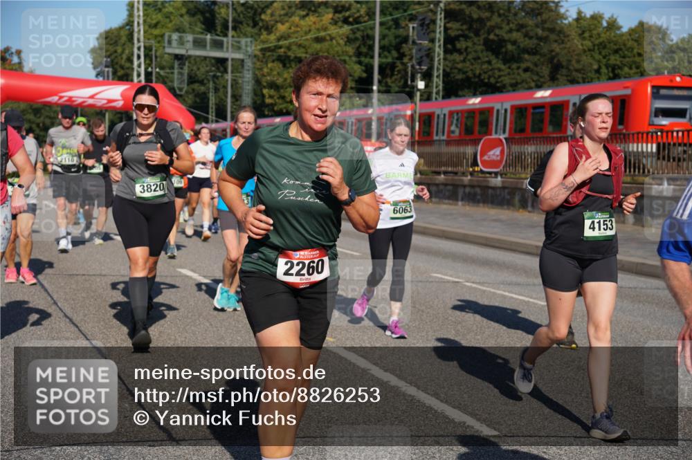 07.09.2025 - BARMER Alsterlauf Yannick Fuchs http://msf.ph/oto/8826253 07.09.2025 10:03:18 Laufen 2110, 3820, 109, 6063, 2260, 4153 meine-sportfotos.de