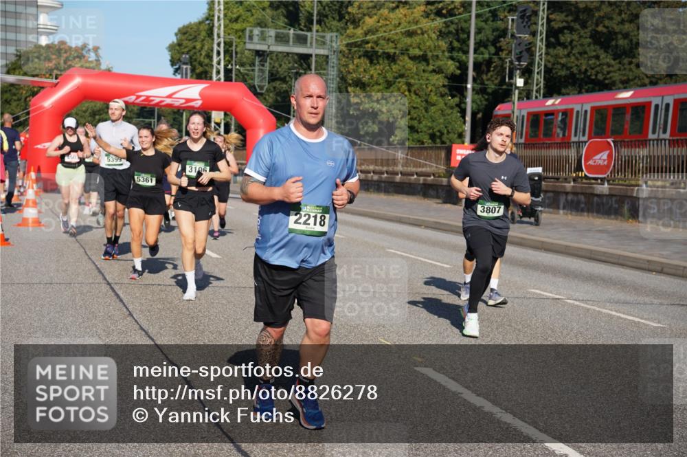 07.09.2025 - BARMER Alsterlauf Yannick Fuchs http://msf.ph/oto/8826278 07.09.2025 10:03:26 Laufen 5399, 5361, 3196, 2218, 3807 meine-sportfotos.de