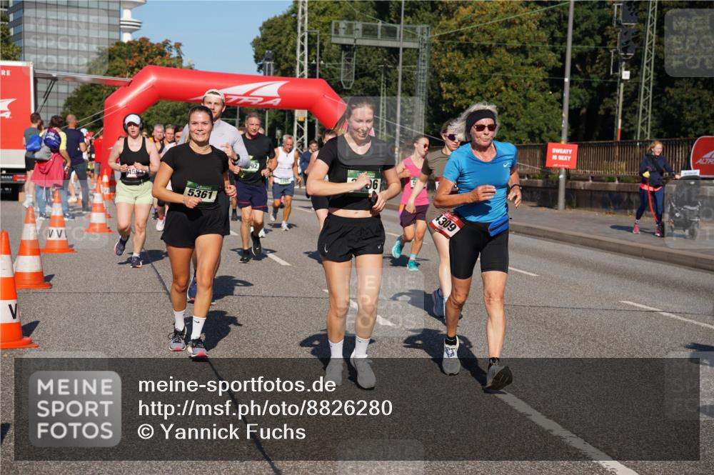 07.09.2025 - BARMER Alsterlauf Yannick Fuchs http://msf.ph/oto/8826280 07.09.2025 10:03:27 Laufen 5361, 92, 1309 meine-sportfotos.de