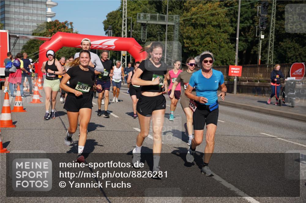 07.09.2025 - BARMER Alsterlauf Yannick Fuchs http://msf.ph/oto/8826281 07.09.2025 10:03:27 Laufen 4503, 5361, 96, 53, 3, 309 meine-sportfotos.de