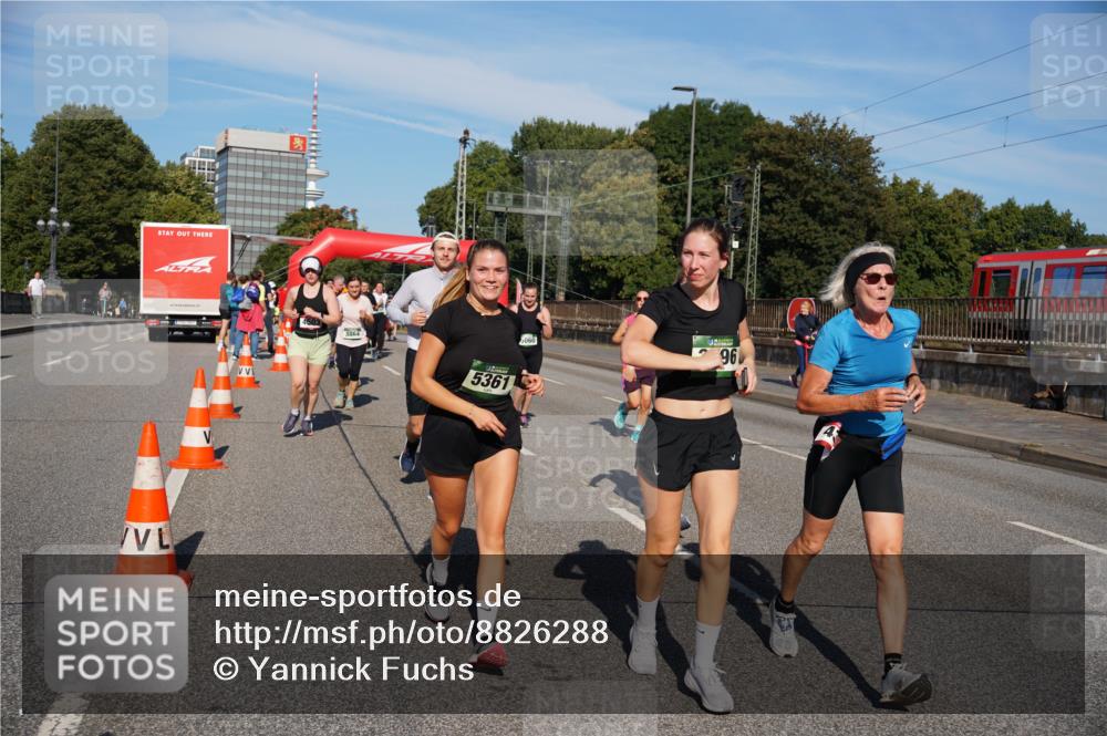 07.09.2025 - BARMER Alsterlauf Yannick Fuchs http://msf.ph/oto/8826288 07.09.2025 10:03:28 Laufen 4503, 3864, 5361, 5060, 96 meine-sportfotos.de