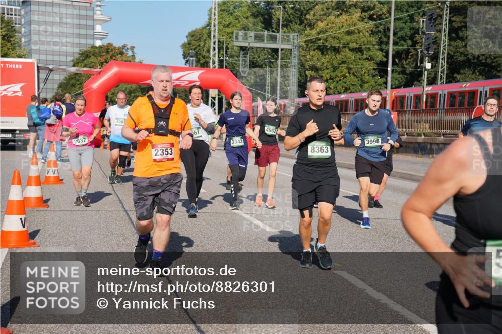 07.09.2025 - BARMER Alsterlauf Yannick Fuchs http://msf.ph/oto/8826301 07.09.2025 10:03:35 Laufen 2637, 4061, 2353, 61, 3343, 4957, 3998, 8363 meine-sportfotos.de