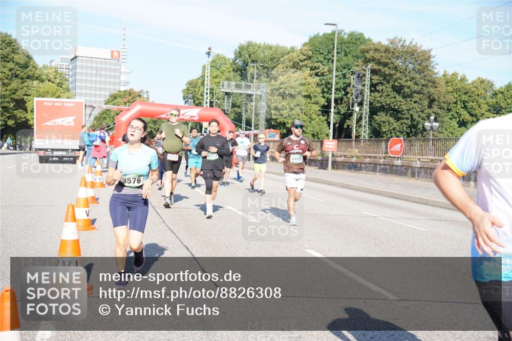 07.09.2025 - BARMER Alsterlauf Yannick Fuchs http://msf.ph/oto/8826308 07.09.2025 10:03:41 Laufen 3576, 6343, 4409 meine-sportfotos.de