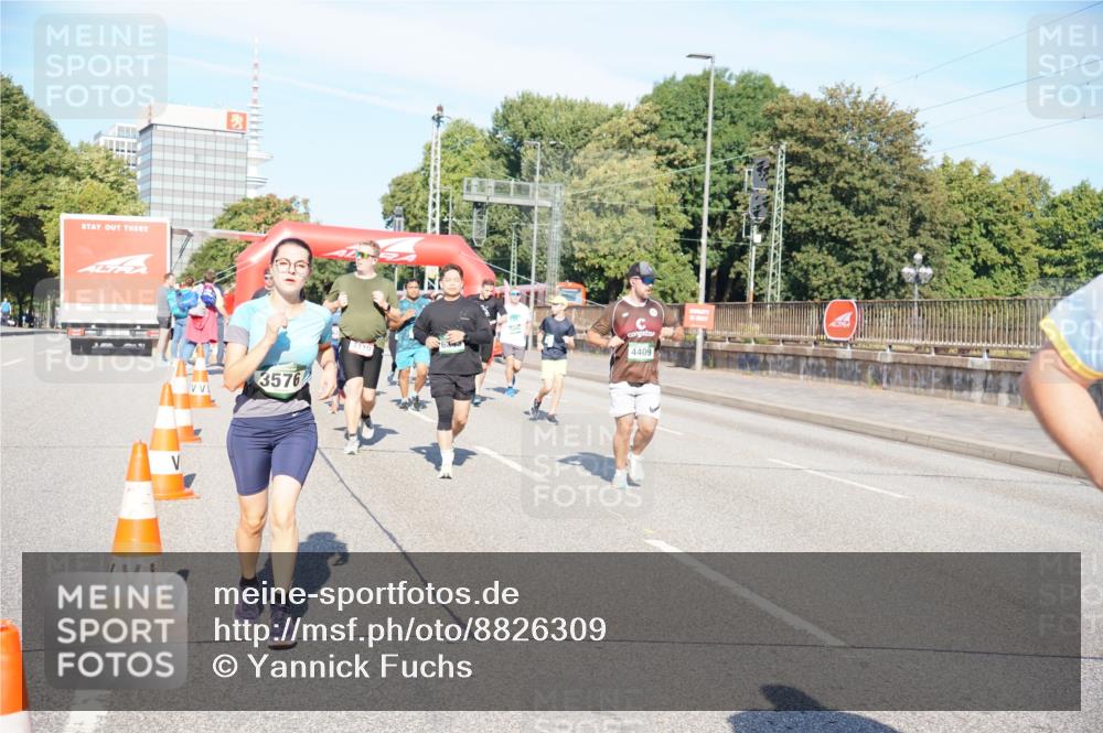 07.09.2025 - BARMER Alsterlauf Yannick Fuchs http://msf.ph/oto/8826309 07.09.2025 10:03:41 Laufen 3576, 4110, 4409 meine-sportfotos.de