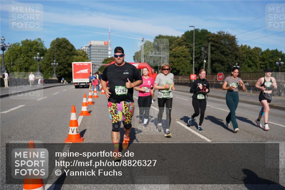 07.09.2025 - BARMER Alsterlauf Yannick Fuchs http://msf.ph/oto/8826327 07.09.2025 10:03:48 Laufen 2292, 93, 5935, 275, 3976 meine-sportfotos.de