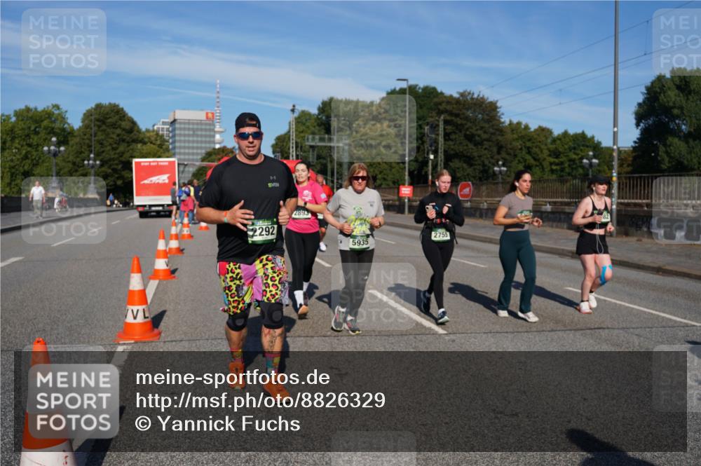 07.09.2025 - BARMER Alsterlauf Yannick Fuchs http://msf.ph/oto/8826329 07.09.2025 10:03:48 Laufen 2292, 2893, 2755, 5935 meine-sportfotos.de