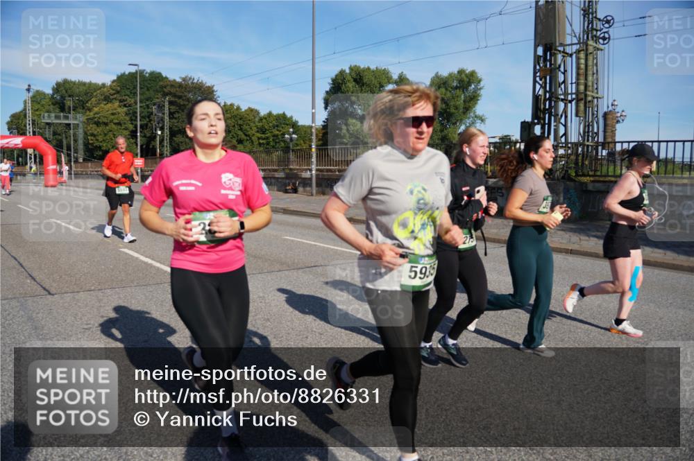 07.09.2025 - BARMER Alsterlauf Yannick Fuchs http://msf.ph/oto/8826331 07.09.2025 10:03:50 Laufen 5593, 5935, 2, 1 meine-sportfotos.de