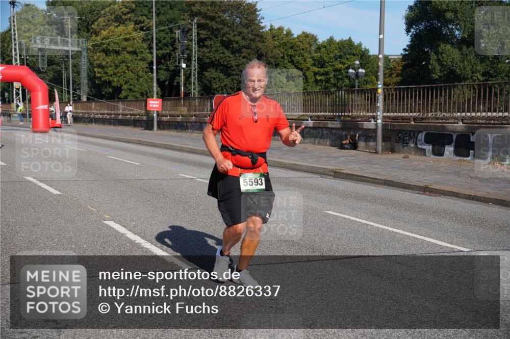 07.09.2025 - BARMER Alsterlauf Yannick Fuchs http://msf.ph/oto/8826337 07.09.2025 10:03:51 Laufen 5593 meine-sportfotos.de