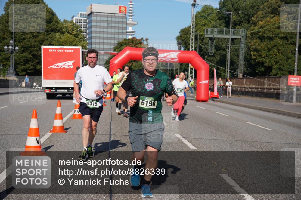 07.09.2025 - BARMER Alsterlauf Yannick Fuchs http://msf.ph/oto/8826339 07.09.2025 10:03:53 Laufen 2315, 5190, 6146 meine-sportfotos.de