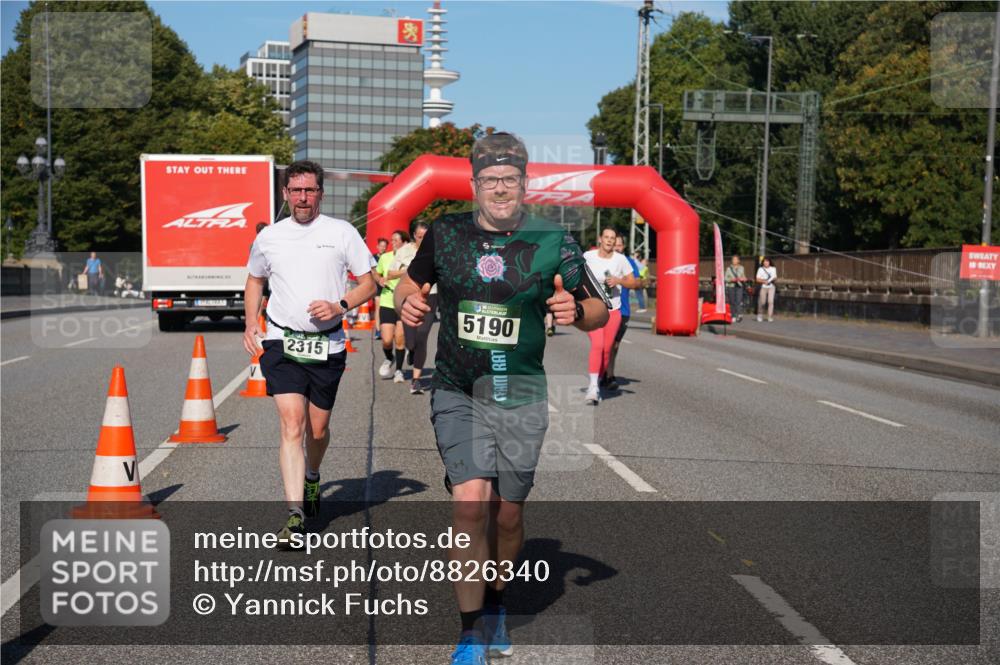 07.09.2025 - BARMER Alsterlauf Yannick Fuchs http://msf.ph/oto/8826340 07.09.2025 10:03:53 Laufen 2315, 5190 meine-sportfotos.de