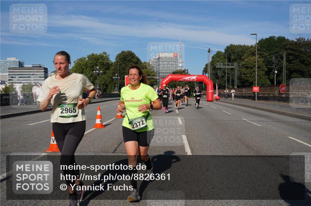 07.09.2025 - BARMER Alsterlauf Yannick Fuchs http://msf.ph/oto/8826361 07.09.2025 10:03:59 Laufen 2965, 2372, 3244 meine-sportfotos.de
