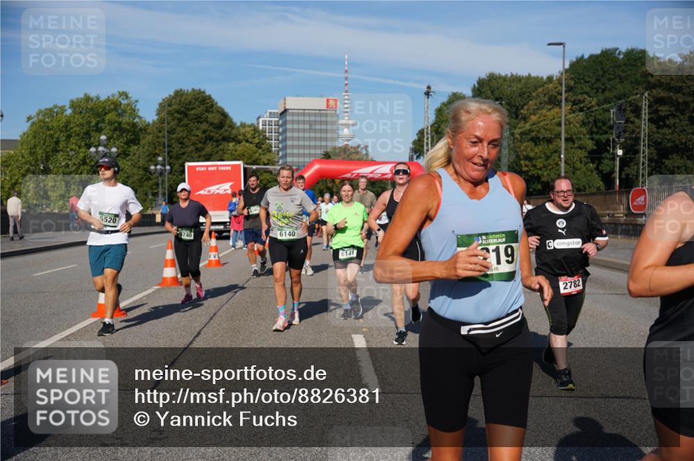 07.09.2025 - BARMER Alsterlauf Yannick Fuchs http://msf.ph/oto/8826381 07.09.2025 10:04:06 Laufen 5520, 3740, 345, 6140, 6141, 19, 2782 meine-sportfotos.de