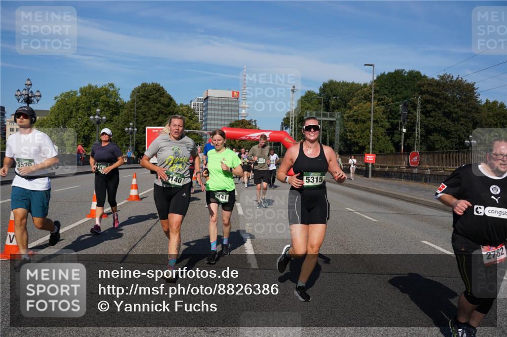 07.09.2025 - BARMER Alsterlauf Yannick Fuchs http://msf.ph/oto/8826386 07.09.2025 10:04:07 Laufen 5520, 140, 41, 5315, 2782 meine-sportfotos.de