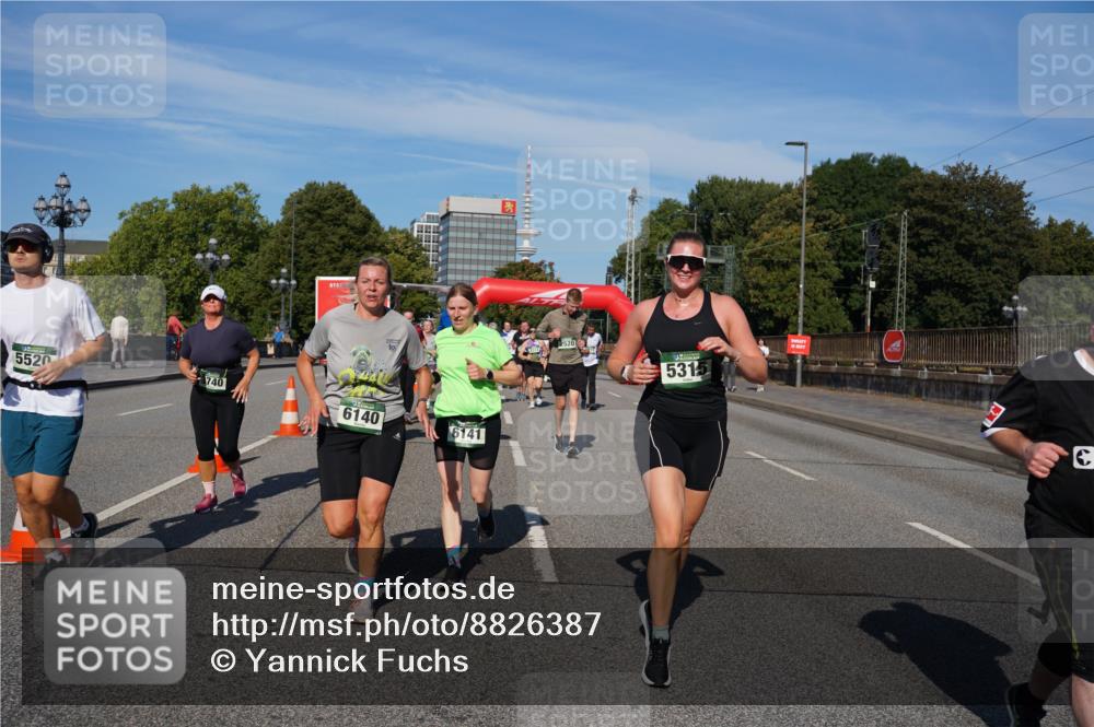 07.09.2025 - BARMER Alsterlauf Yannick Fuchs http://msf.ph/oto/8826387 07.09.2025 10:04:07 Laufen 5520, 740, 10, 2520, 5315, 6140, 6141 meine-sportfotos.de