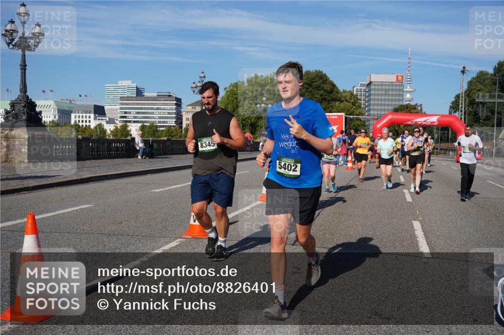 07.09.2025 - BARMER Alsterlauf Yannick Fuchs http://msf.ph/oto/8826401 07.09.2025 10:04:10 Laufen 8345, 5402, 167, 477 meine-sportfotos.de