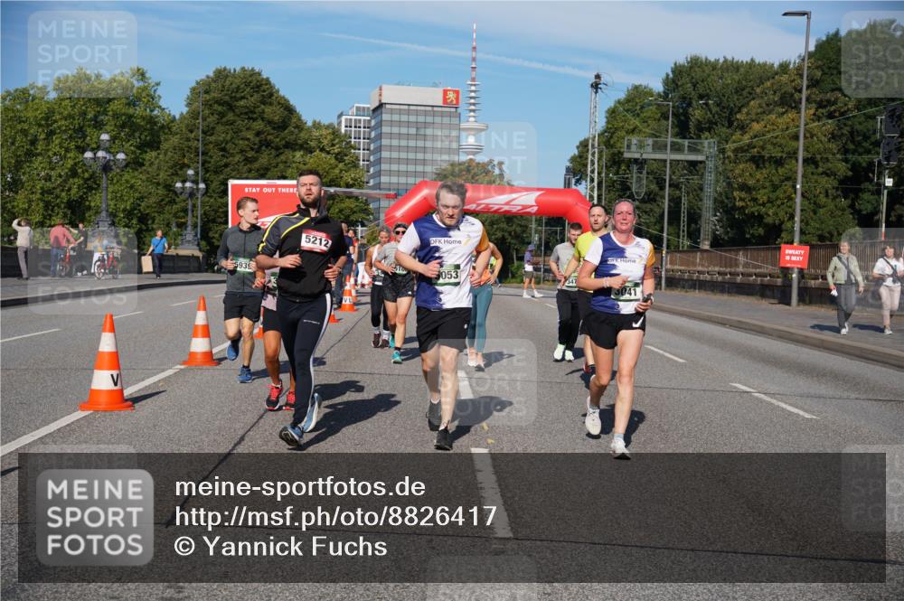 07.09.2025 - BARMER Alsterlauf Yannick Fuchs http://msf.ph/oto/8826417 07.09.2025 10:04:15 Laufen 5939, 5212, 510, 053, 3041 meine-sportfotos.de
