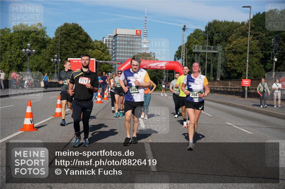 07.09.2025 - BARMER Alsterlauf Yannick Fuchs http://msf.ph/oto/8826419 07.09.2025 10:04:16 Laufen 593, 5212, 5053, 304 meine-sportfotos.de