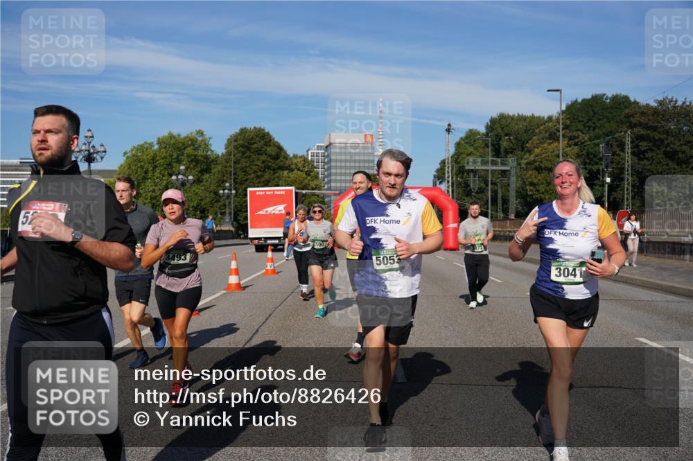 07.09.2025 - BARMER Alsterlauf Yannick Fuchs http://msf.ph/oto/8826426 07.09.2025 10:04:17 Laufen 52, 3493, 6100, 5053, 473, 3041 meine-sportfotos.de